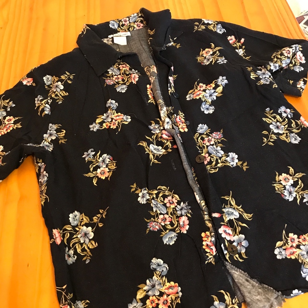 Justin B. Jones floral button down